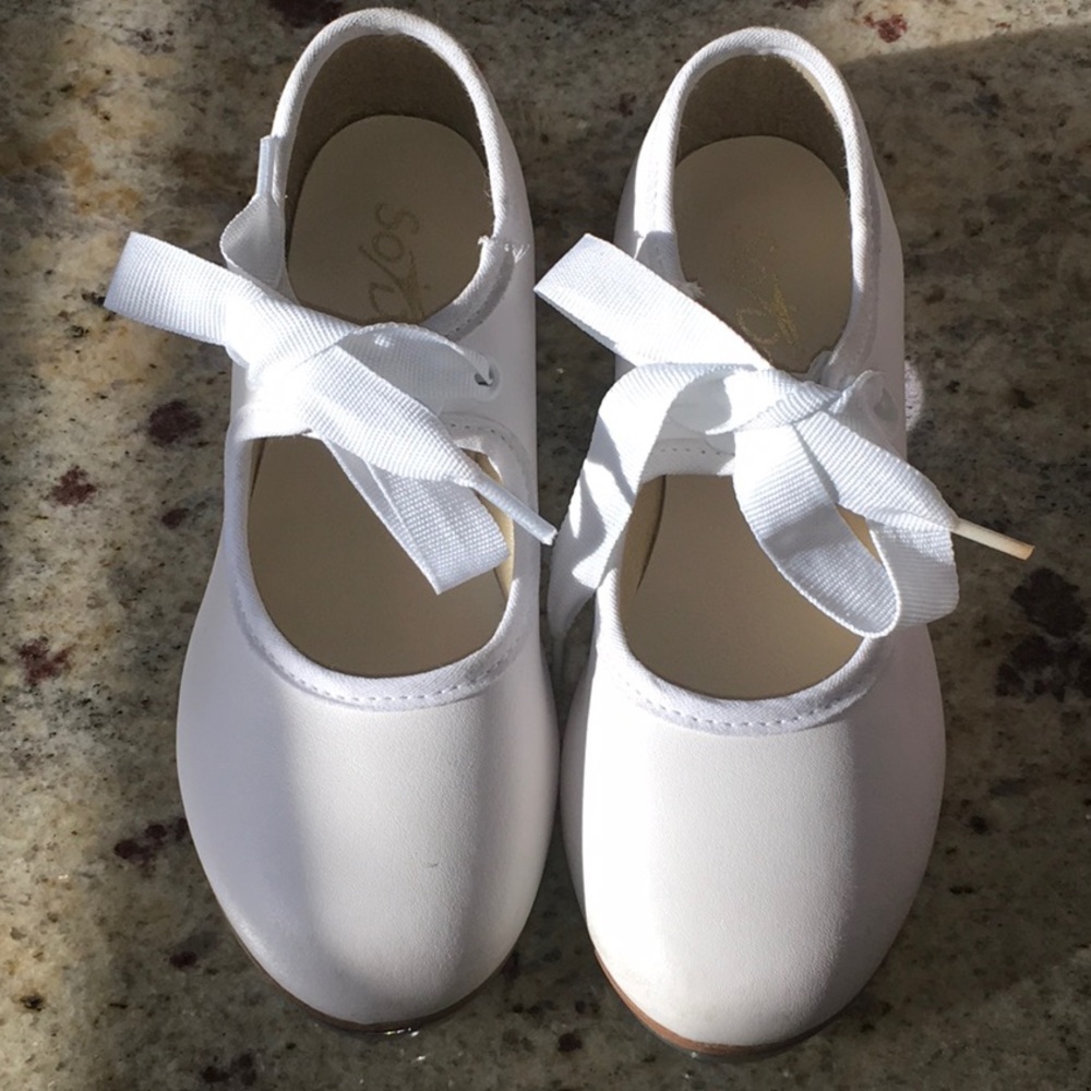 GUC KIDS White Tabitha Tap Shoes 9W by So Danca.